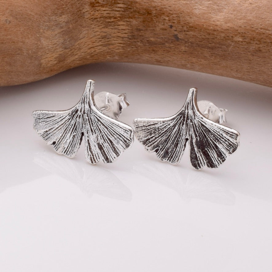 S900 - 925 silver ginkgo leaf stud earrings