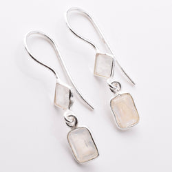 E909 - 925 silver moonstone facet rectangle earrings
