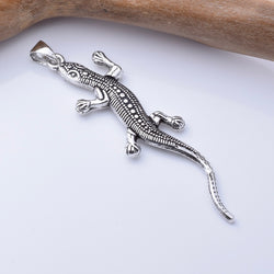 P1174 - 925 silver large lizard pendant