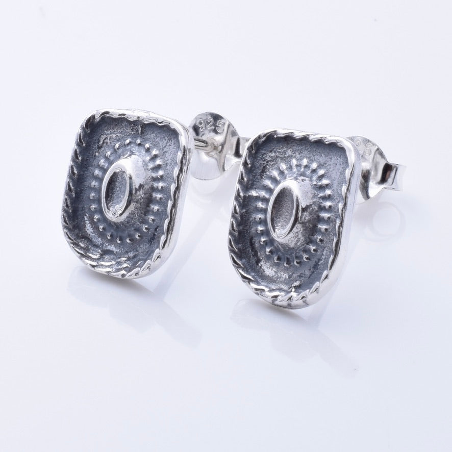 S1009 - 925 silver cowboy hat stud earrings