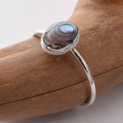 R304 - 925 silver oval abalone ring