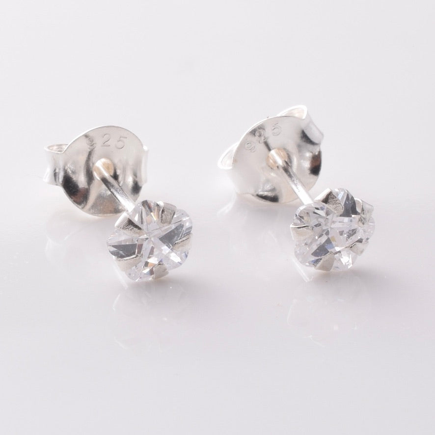 S917 - 925 silver 4mm flower CZ stud earrings