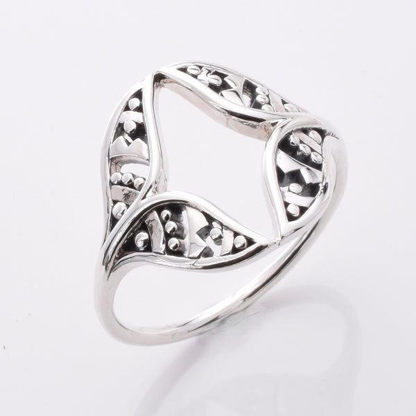 R293 925 double whaletail silver ring – Java Designs