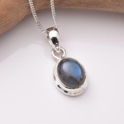 P1165 - 925 silver and labradorite pendant