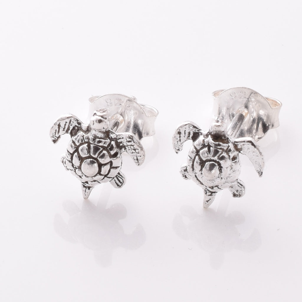 S781 - 925 silver hatchling turtle stud earrings