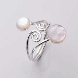 R246 - 925 silver and shell spiral ring