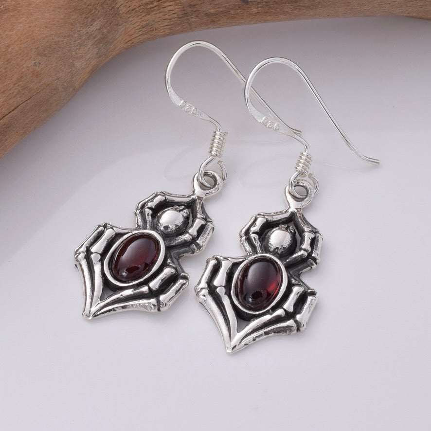 E746 - 925 Sterling Silver Spider Earring
