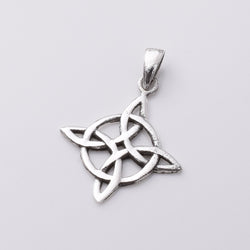 P934 - 925 Sterling silver witches knot pendant