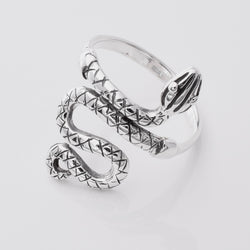 R237 - 925 silver snake ring