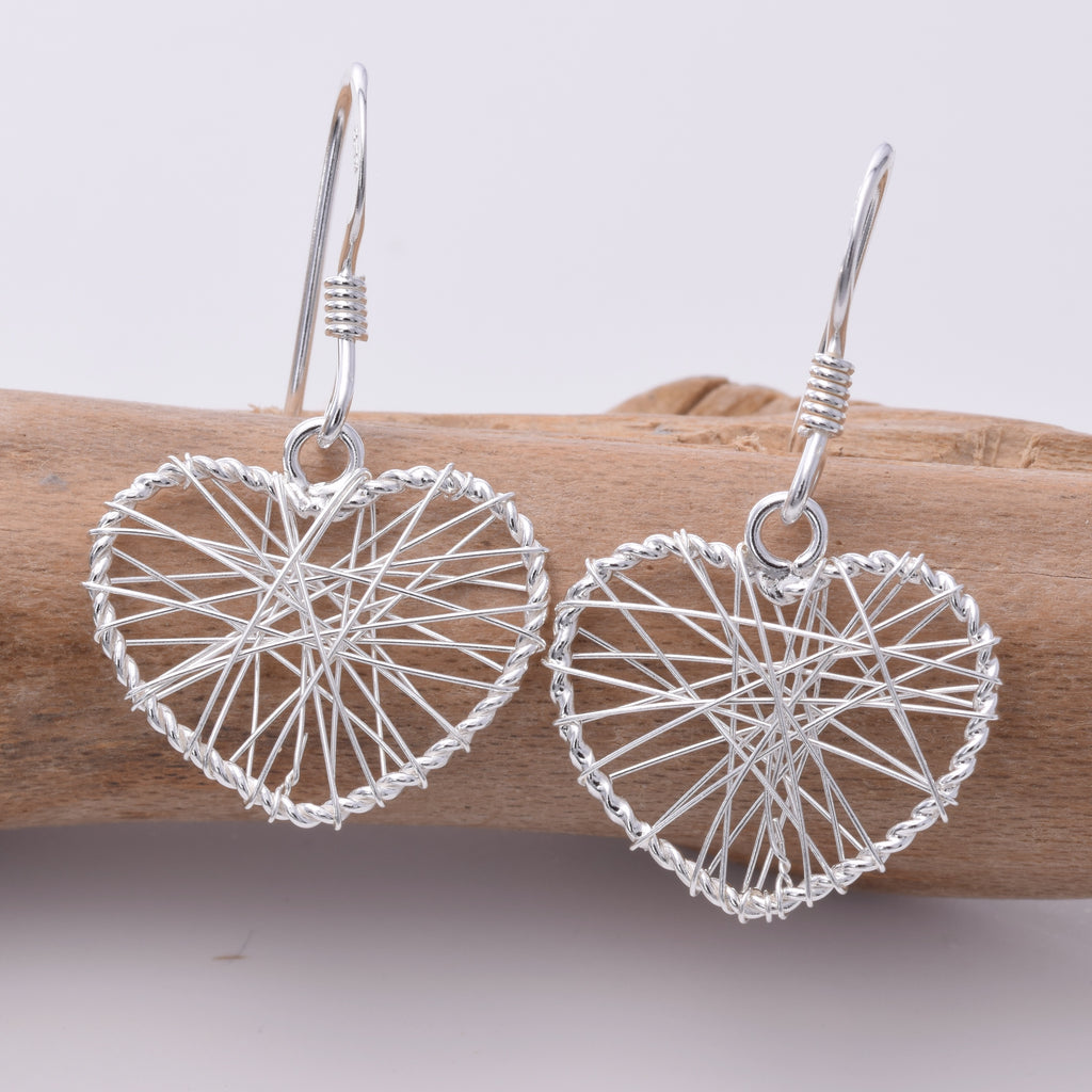 E095 - Wire wrap heart drop earring