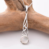 P1091 - 925 silver shell celtic pendant