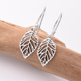 E778 - 925 small leaf silver earrings