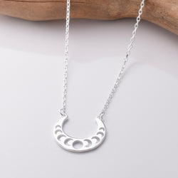 P1044 - 925 silver moonphase necklace