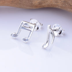 S1037 - 925 silver musical note stud earrings