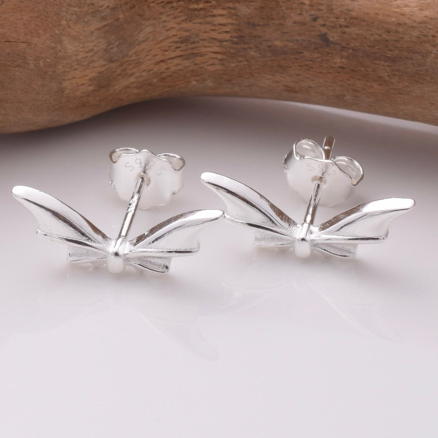 S947 - 925 silver flying bat stud earrings