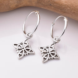 E863 - 925 silver witches knot earrings