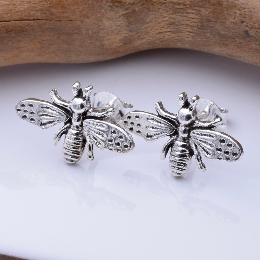 S987 - 925 silver bee design stud earrings