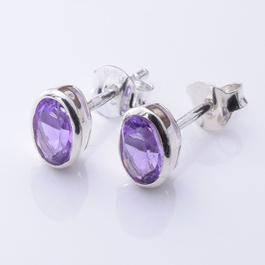 S1080 - 925 silver amethyst oval stud earrings