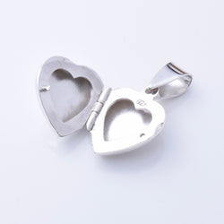 P1219 - 925 silver flat heart 14mm locket