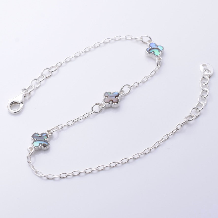 B071 - 925 silver and abalone clover bracelet