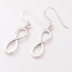E915 - 925 silver infinity earrings