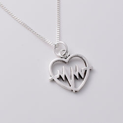 P975 - 925 silver Heart shape heartbeat pendant