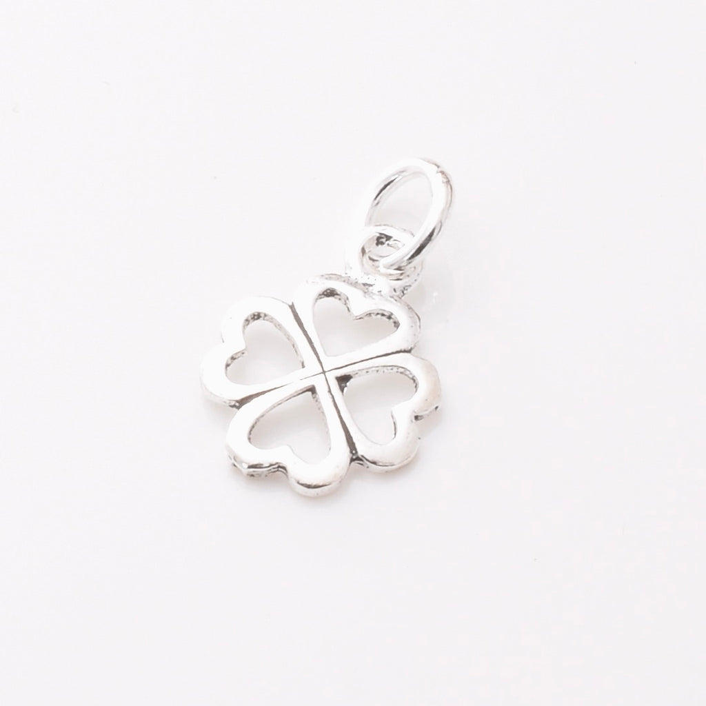 P1258 - 925 silver four leaf clover pendant