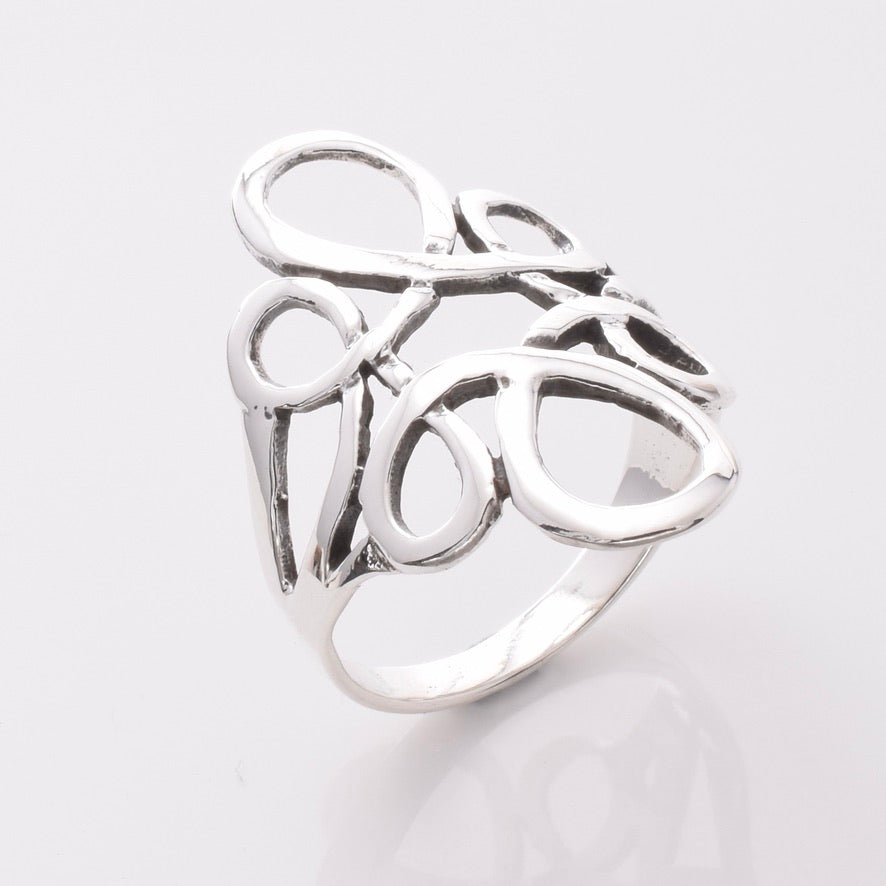 R321 - 925 silver scroll ring