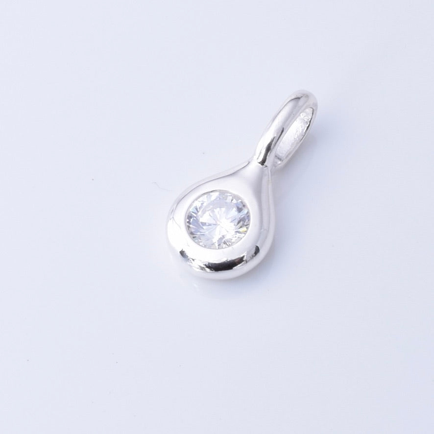 P1264 - 925 silver teardrop CZ pendant