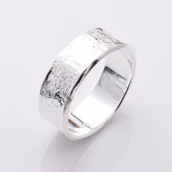 R281 925 silver wide hammered ring