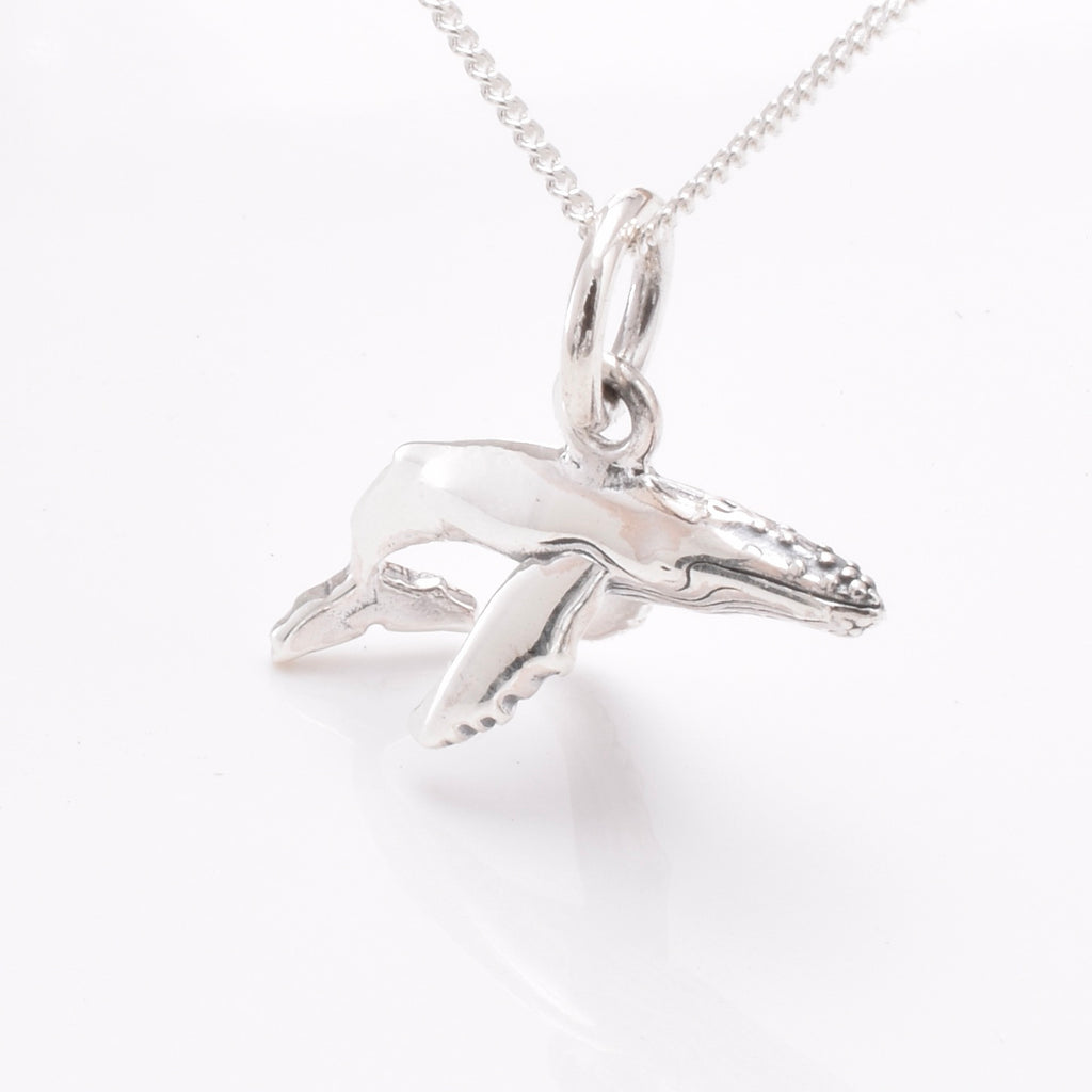 P1081 - 925 silver blue whale pendant