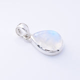 P1355 - 925 silver  moonstone teardroppendant