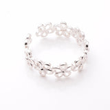 R347 - 925 silver outline daisy ring
