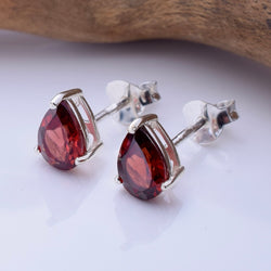 S1068 - 925 silver stud earrings