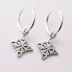 E863 - 925 silver witches knot earrings