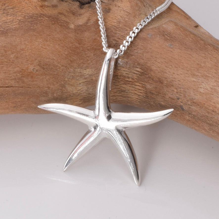 P1129 - 925 silver starfish pendant