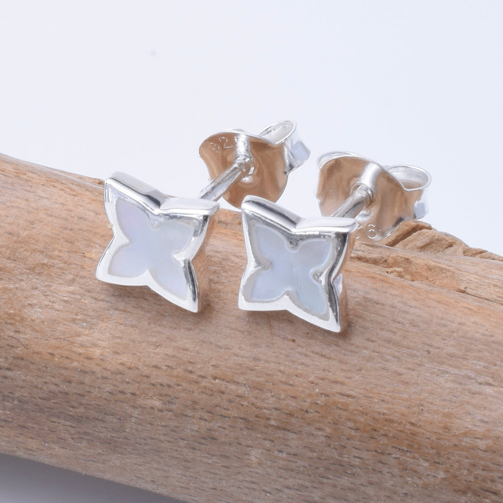 S1039 - 925 silver four pointed star stud earrings