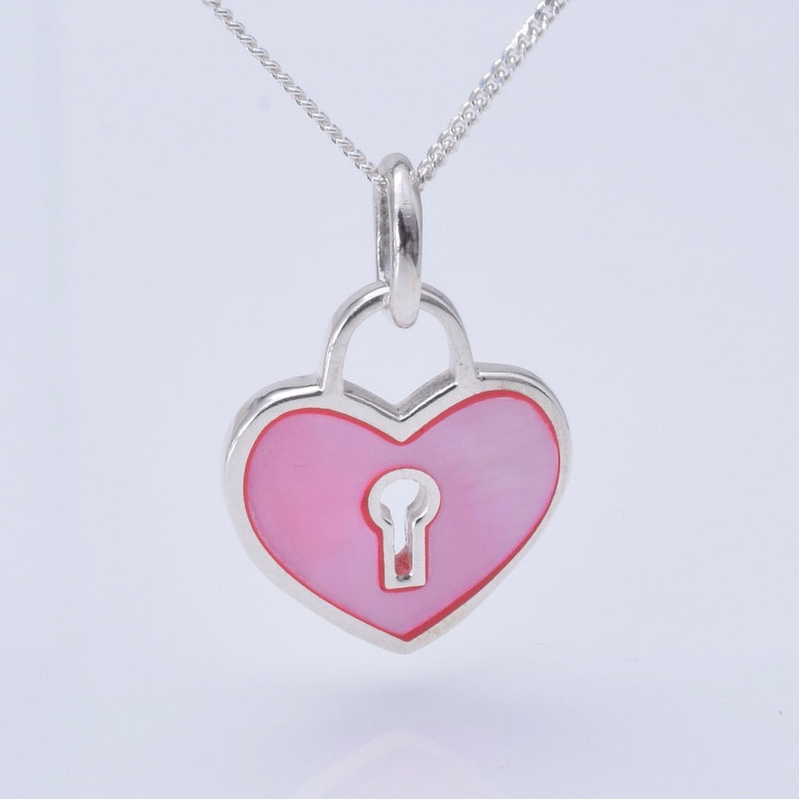 P1248- 925 silver pink mother of pearl heart keyhole pendant
