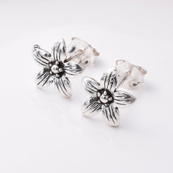 S793 - 925 silver flower stud earrings