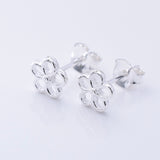 S1071 - 925 silver daisy flower stud earrings