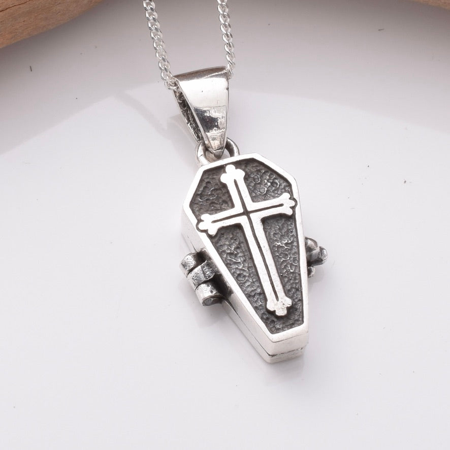 P1144 - 925 silver coffin cross locket