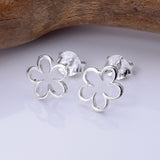 S1070 - 925 silver outline daisy stud earrings