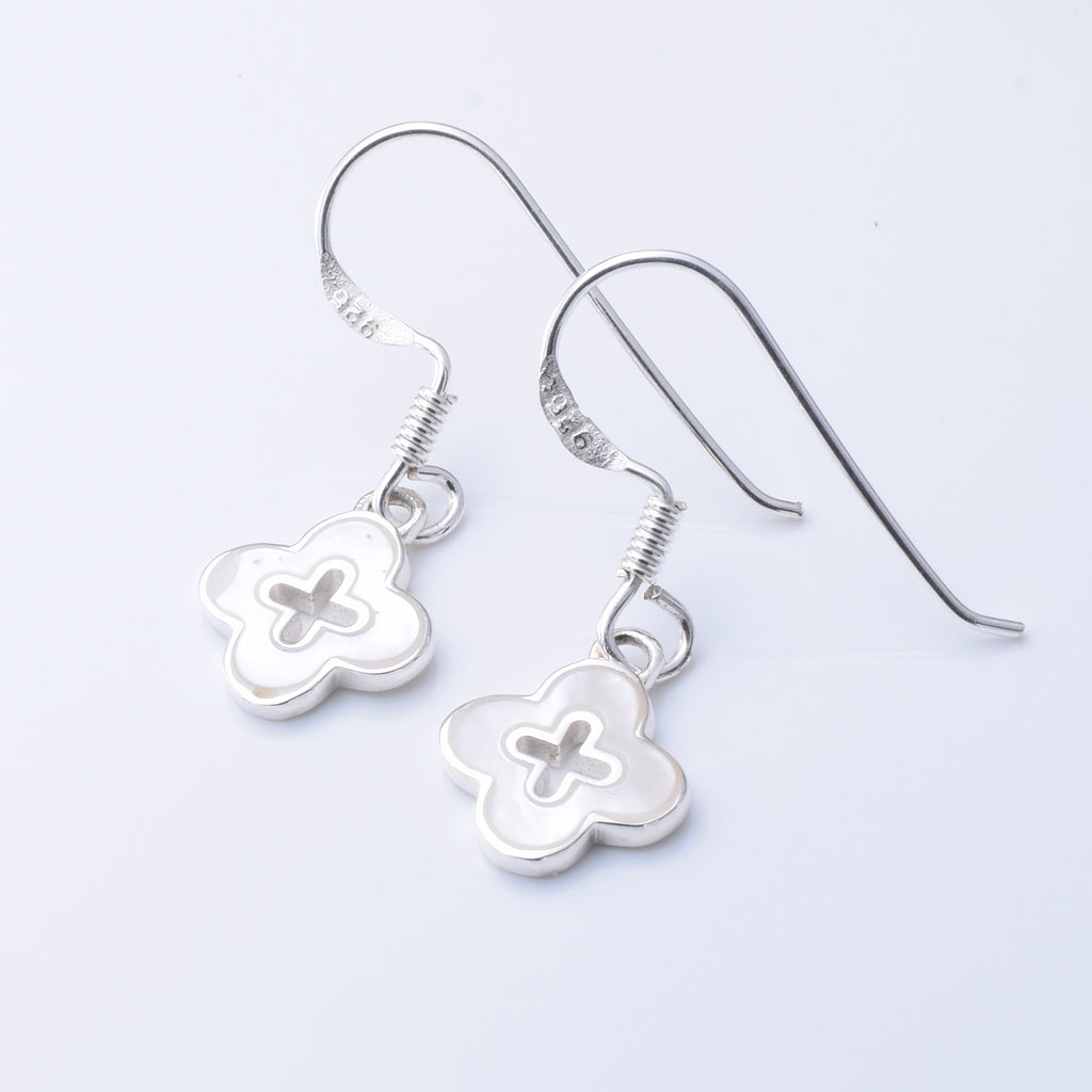 E917 - Four leaf clover sterling silver earrings