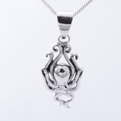 P1324 - 925 silver small octopus pendant