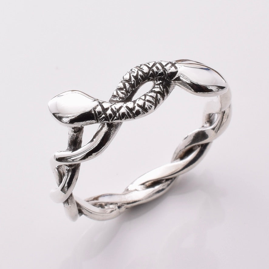 R335 - 925 silver twisted snake ring