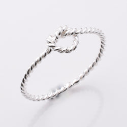 R282 925 silver twisted wire heart ring