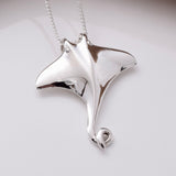 P1154 - 925 silver manta ray pendant