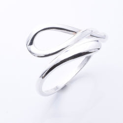 R357 - 925 silver modern loop ring