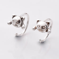E851 - 925 silver cat hoop earrings
