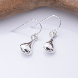 E932 - 925 silver liquid drop earrings